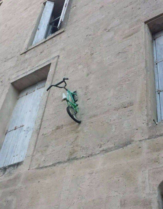 What Is Going On Here? (51 pics)