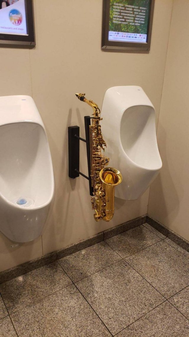 What Is Going On Here? (51 pics)