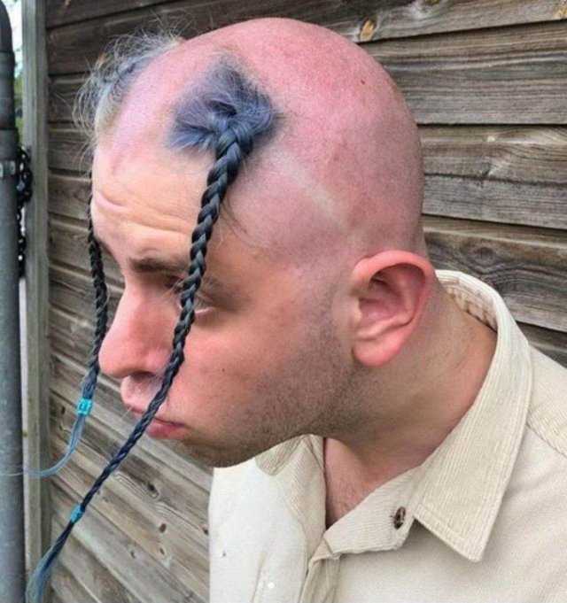 What Is Going On Here? (51 pics)