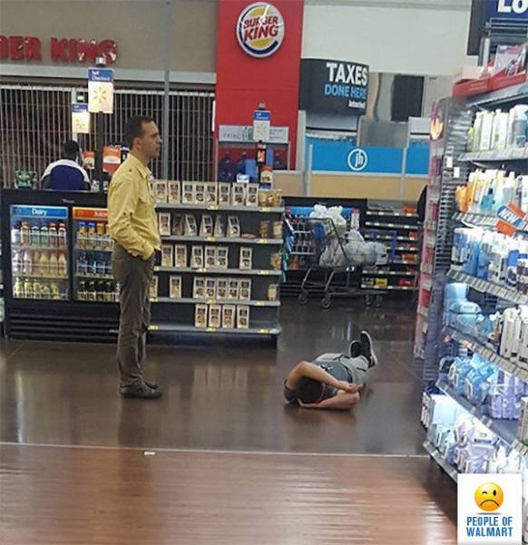 Strange People In Shops (56 pics)