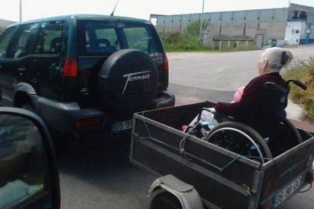 What Is Going On Here? (44 pics)