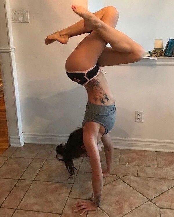 Flexible Girls (31 pics)