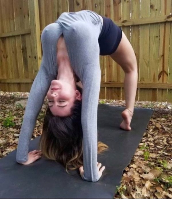 Flexible Girls (31 pics)