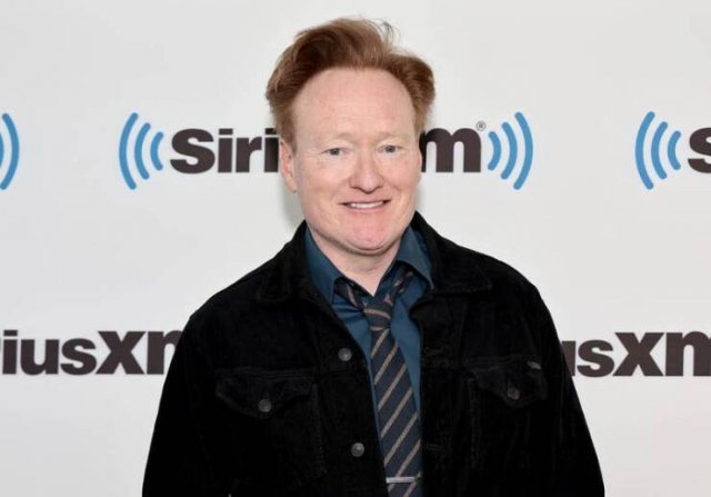 Celebrities Who Are 60 Years Old (29 pics)