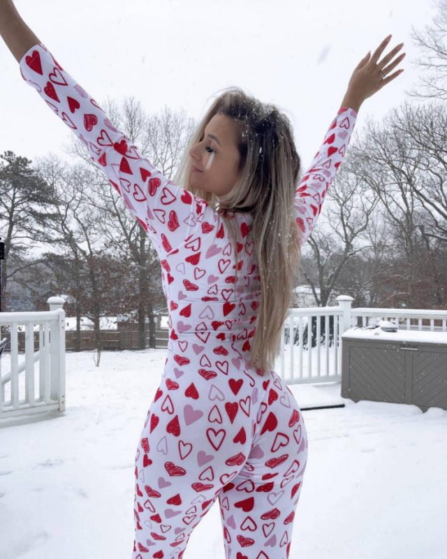 Winter Girls (27 pics)