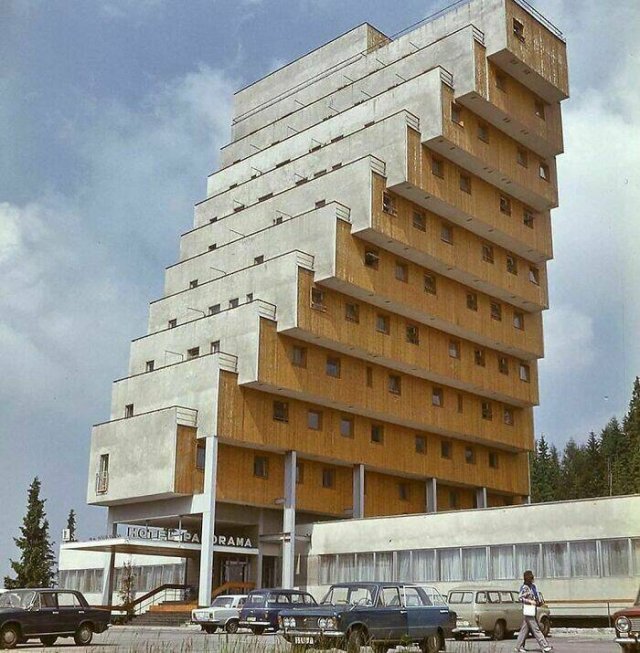 Brutal Architecture (15 pics)