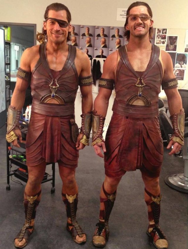 Stunt Doubles Of Famous Actors And Actresses (22 pics)