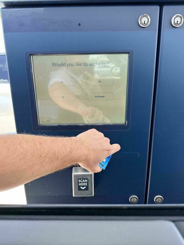 People Against Tipping (20 pics)