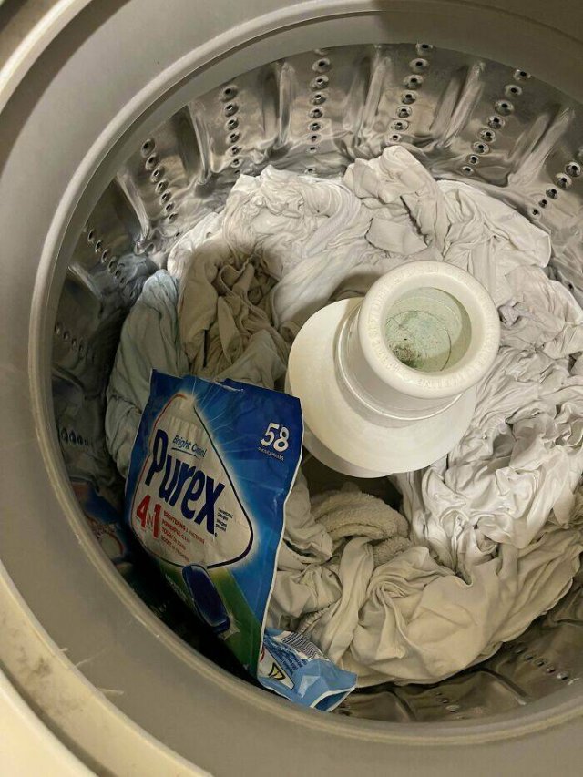 Annoying Habits Of Partners (27 pics)