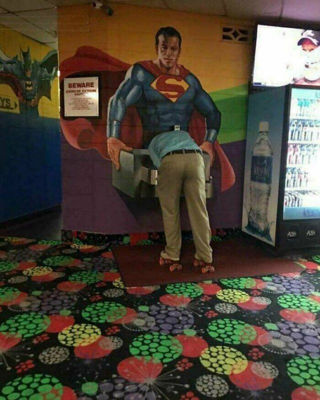 Epic Fails On The Job (25 pics)