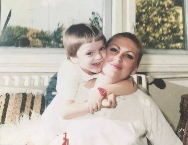 Celebrities In Their Youth (21 pics) Celebrities In Their Youth (21 pics)