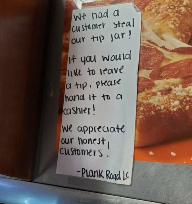 Annoying Finds And Situations (17 pics)