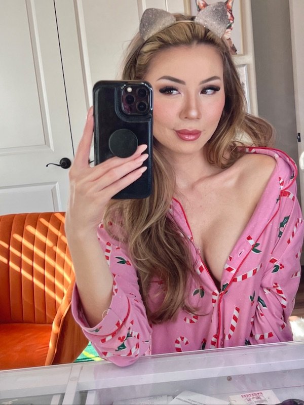 Girls In Pajamas (31 pics)
