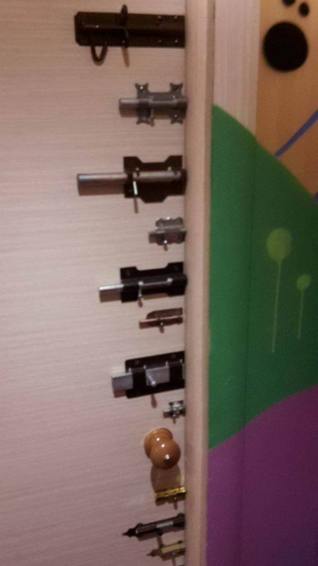 What Is Going On Here? (55 pics)