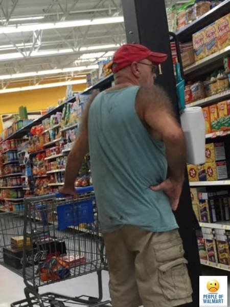 Strange People In Shops (47 pics)