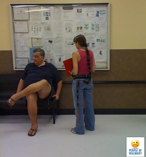 Strange People In Shops (47 pics)