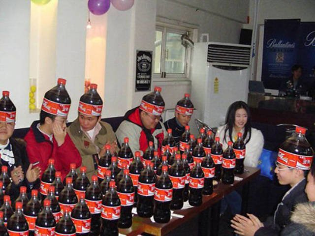 What Is Going On Here? (29 pics)