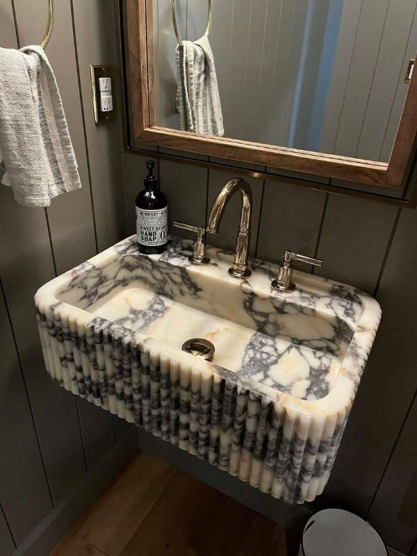 Failed Designs (22 pics)