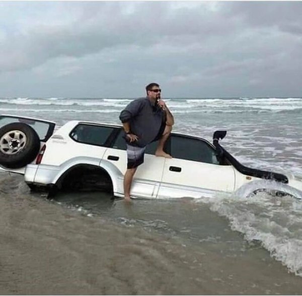 What Is Going On Here? (28 pics)