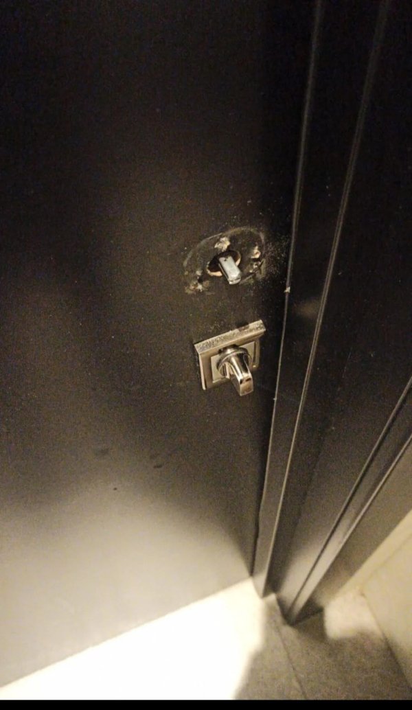 Bad Days Happen (16 pics)