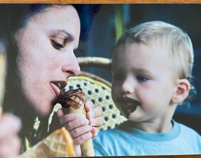 Celebrities In Their Youth (18 pics) Celebrities In Their Youth (18 pics)