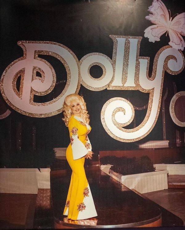 Celebrities In The Past (22 pics) Celebrities In The Past (22 pics)