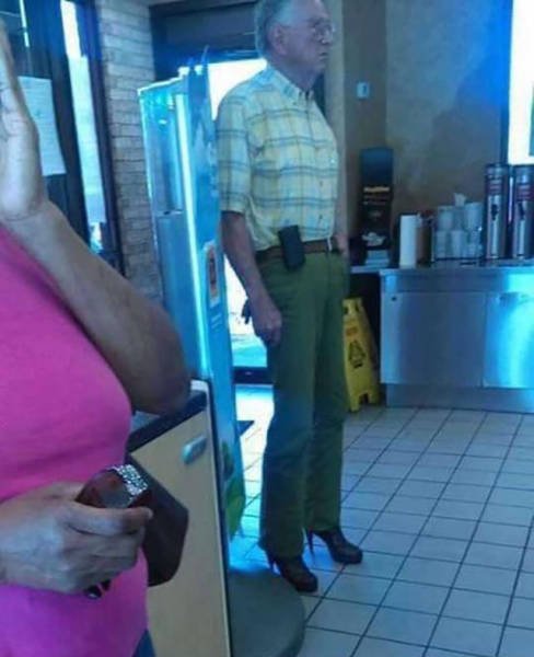What Is Going On Here? (48 pics)