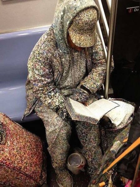 What Is Going On Here? (48 pics)