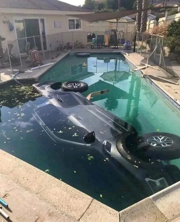 Bad Days Happen (16 pics)
