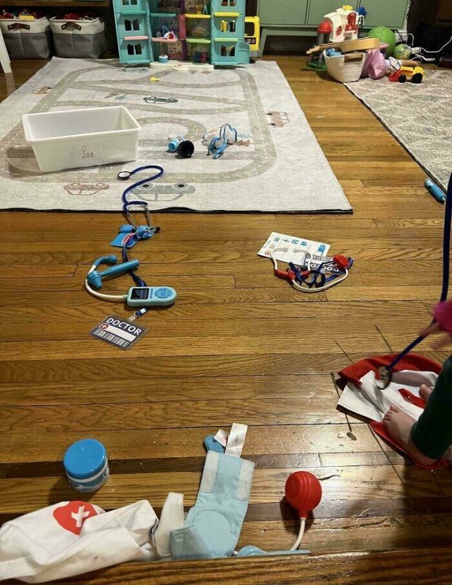 Bad And Weird Neighbors (24 pics)