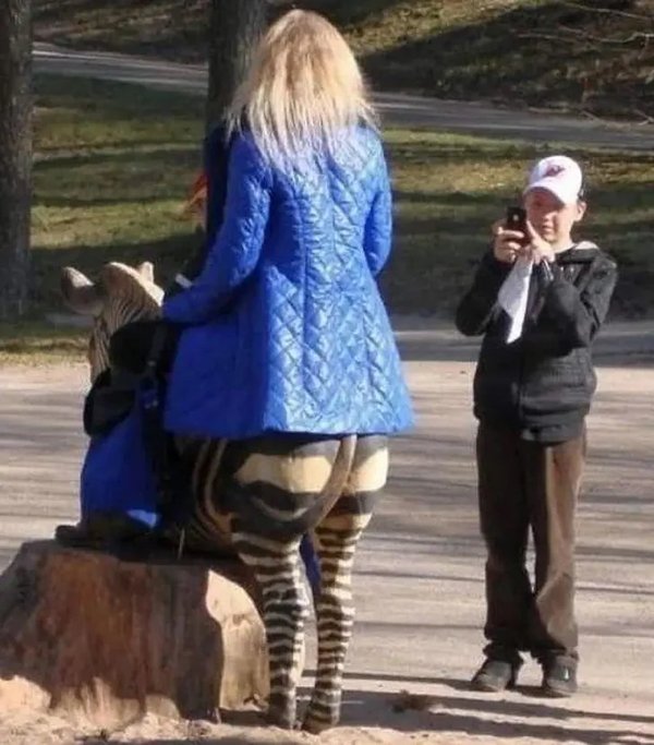Look Twice (24 pics)
