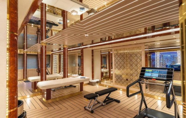 Interior Of A $60 Million Yacht (19 pics)