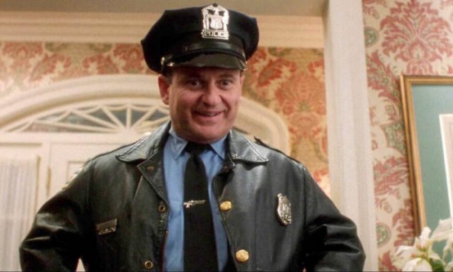Movie Mistakes (17 pics)