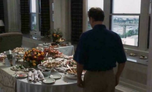 Movie Mistakes (17 pics)