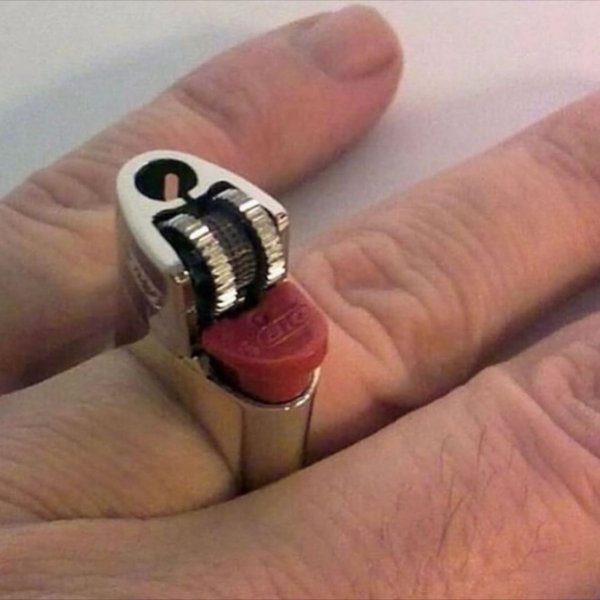 What Is Going On Here? (29 pics)