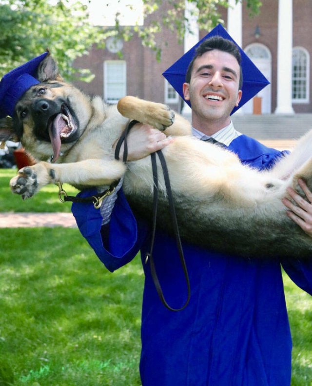 Cool Graduation Photos (23 pics)