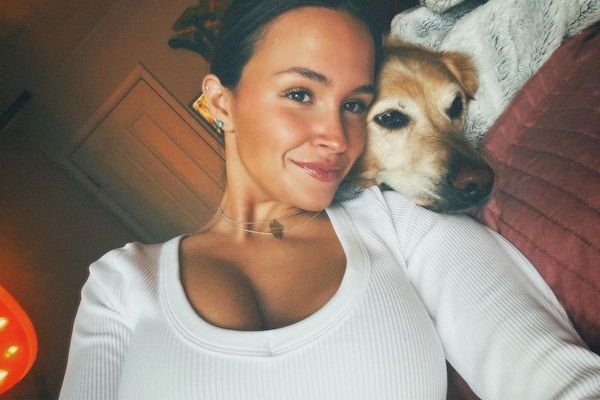 Hot Girls (27 pics)