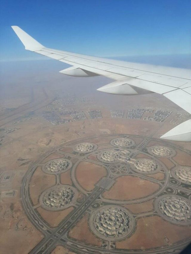 Fascinating Photos From Around The World (16 pics)