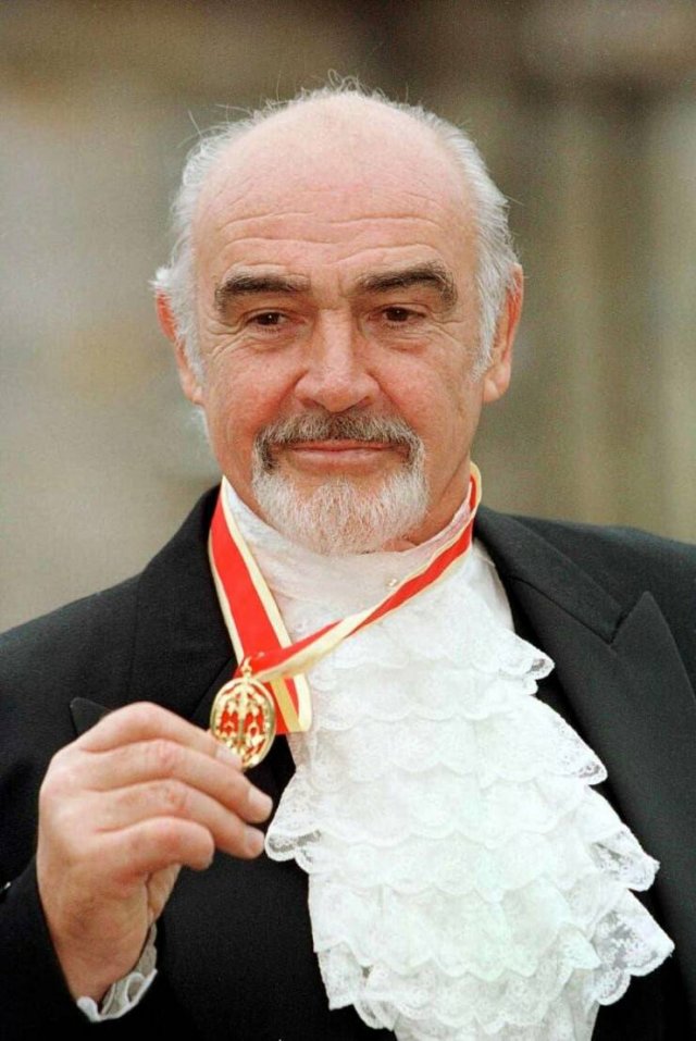 Celebrities Who Are 70 Years Old Or More (24 pics) Celebrities Who Are 70 Years Old Or More (24 pics)