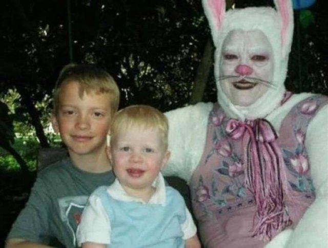 People Share Their Funny And Awkward Photos From The Past (16 pics)