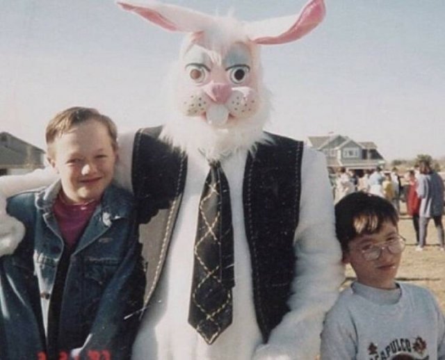 People Share Their Funny And Awkward Photos From The Past (16 pics)