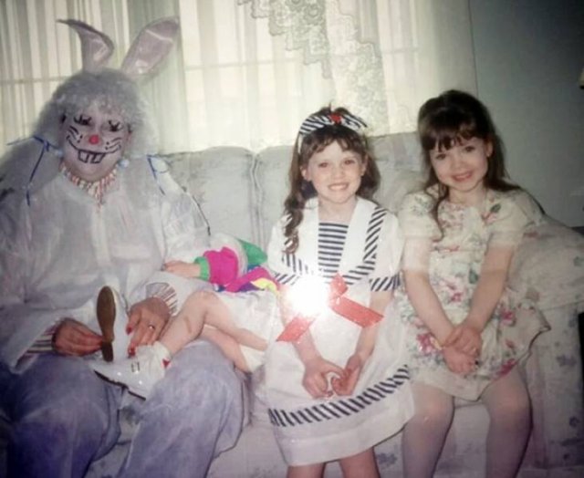 People Share Their Funny And Awkward Photos From The Past (16 pics)