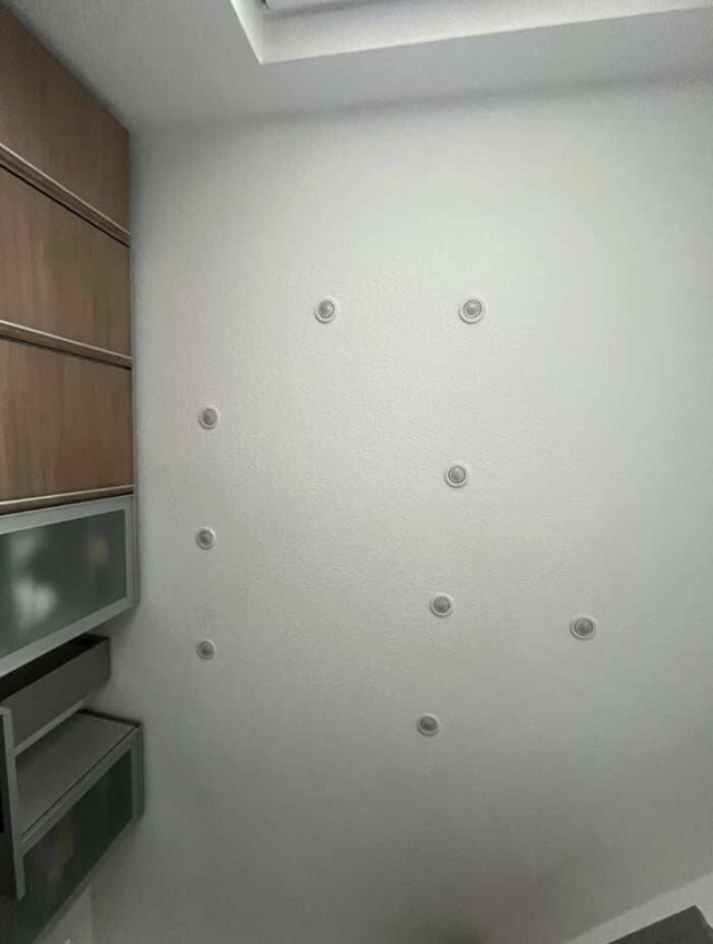 Annoying Finds And Situations (19 pics)