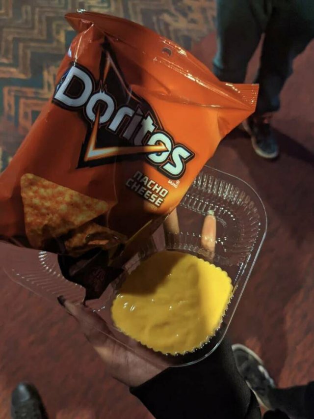 Annoying Finds And Situations (19 pics)