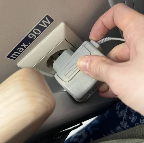 Annoying Finds And Situations (19 pics)