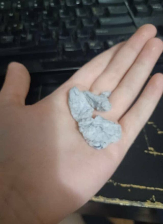 Annoying Finds And Situations (19 pics)
