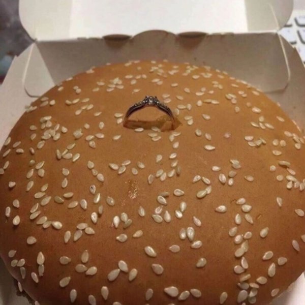 What Is Going On Here? (34 pics)