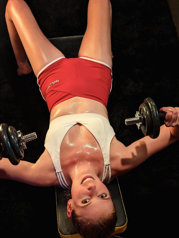 Sporty Girls (34 pics)