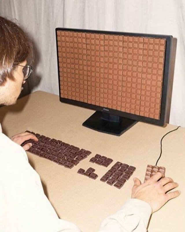 Weird Finds And Situations (22 pics)