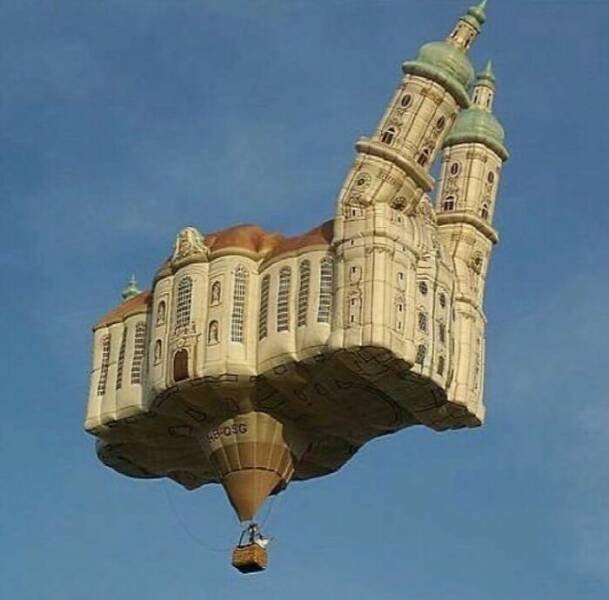 Weird Finds And Situations (22 pics)